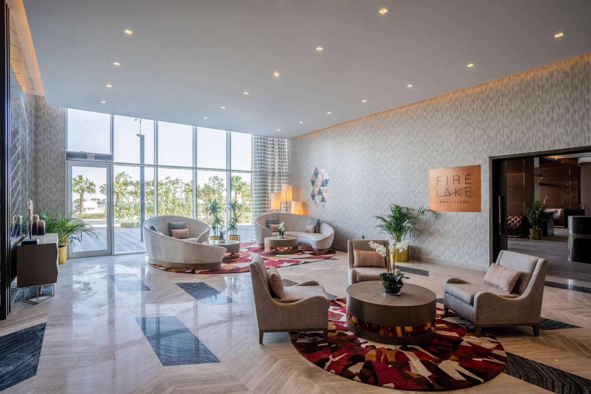 Radisson Dubai Damac Hills Hotel ภายนอก รูปภาพ